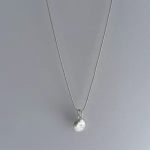 Shell necklace