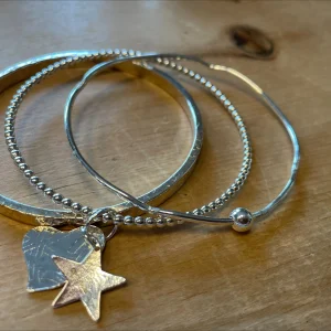 3 bangles 2 charms